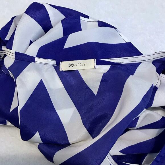 Everly Flowy Zig Zag Tank Top Women M - Picture 6 of 7